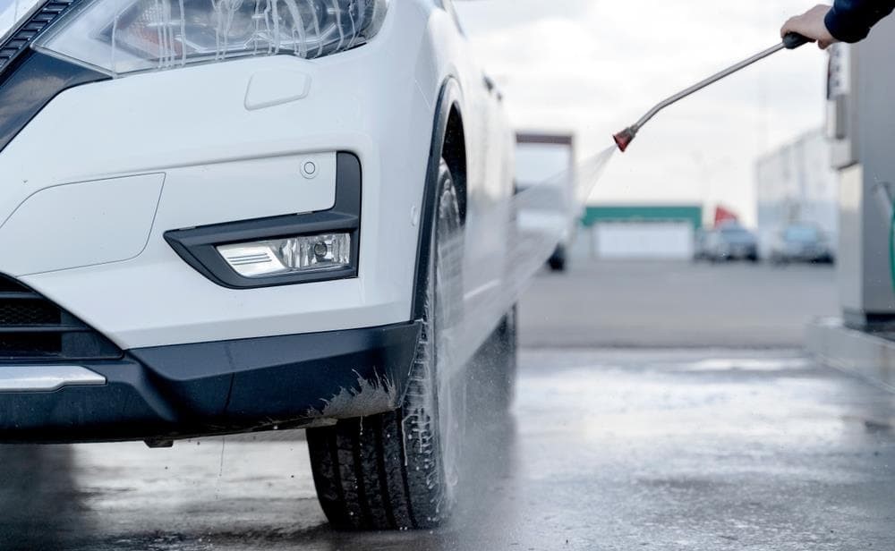 ¿Cada cuánto es necesario lavar el coche?